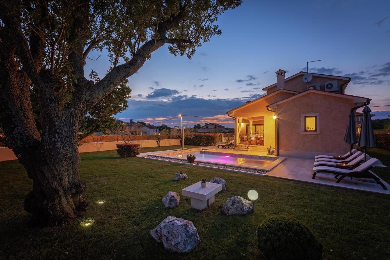 Villa Rotonda Vrsar Eksteriør billede